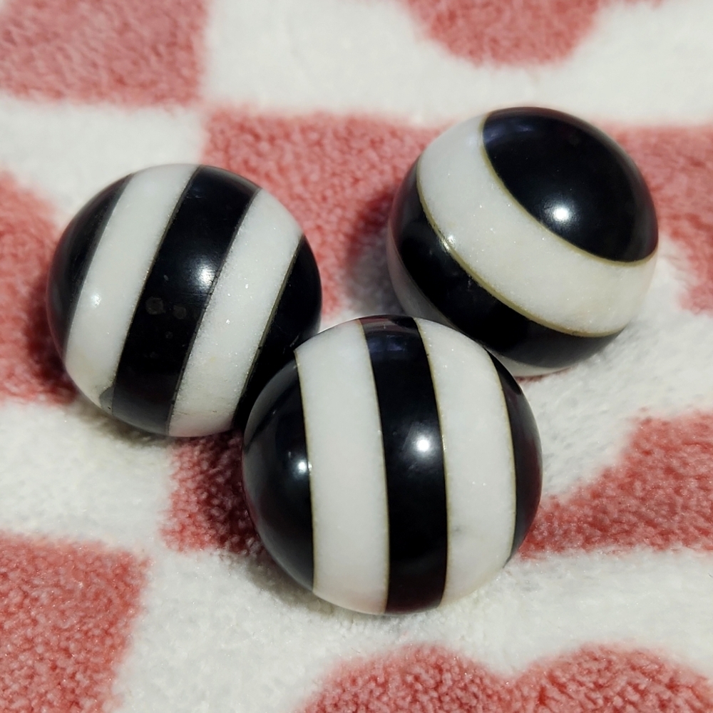Black and White Bonded Crystal Sphere Agate